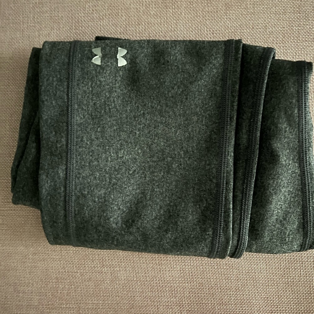 UNDER ARMOUR COMPRESSION LEGGINGS